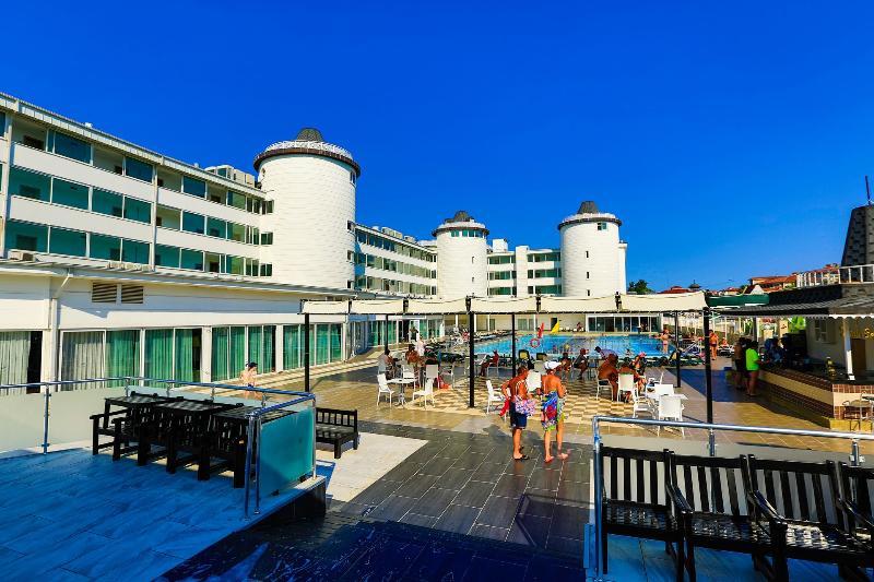 Royal Towers Hotel Kiris 外观 照片