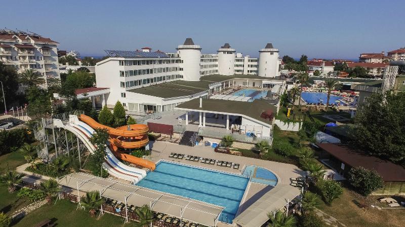 Royal Towers Hotel Kiris 外观 照片